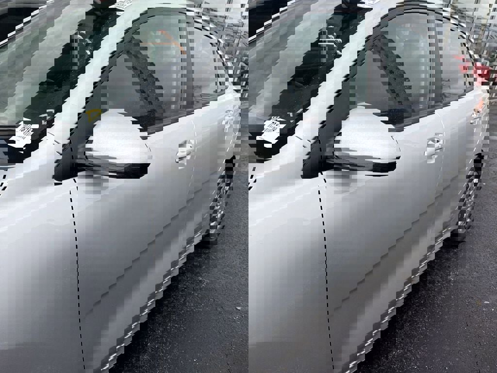 Used 2023 Kia Rio LX image 5