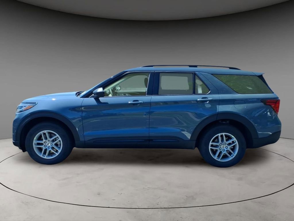 New 2026 Ford Explorer Active AWD/4WD image 2