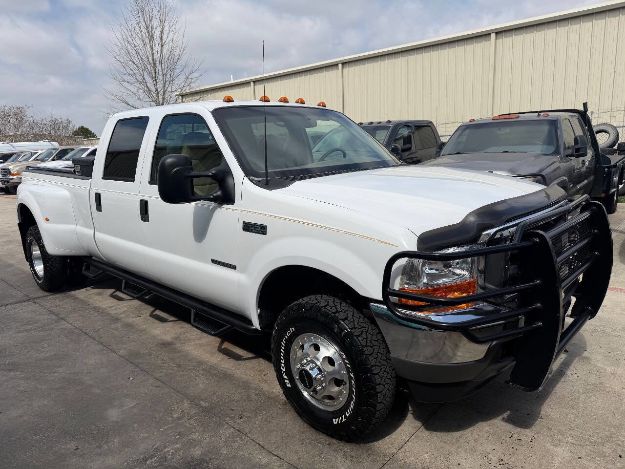 Used 2002 Ford F350 Lariat image 27