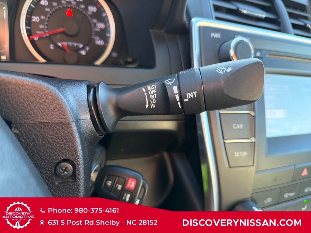 Used 2017 Toyota Camry SE image 23