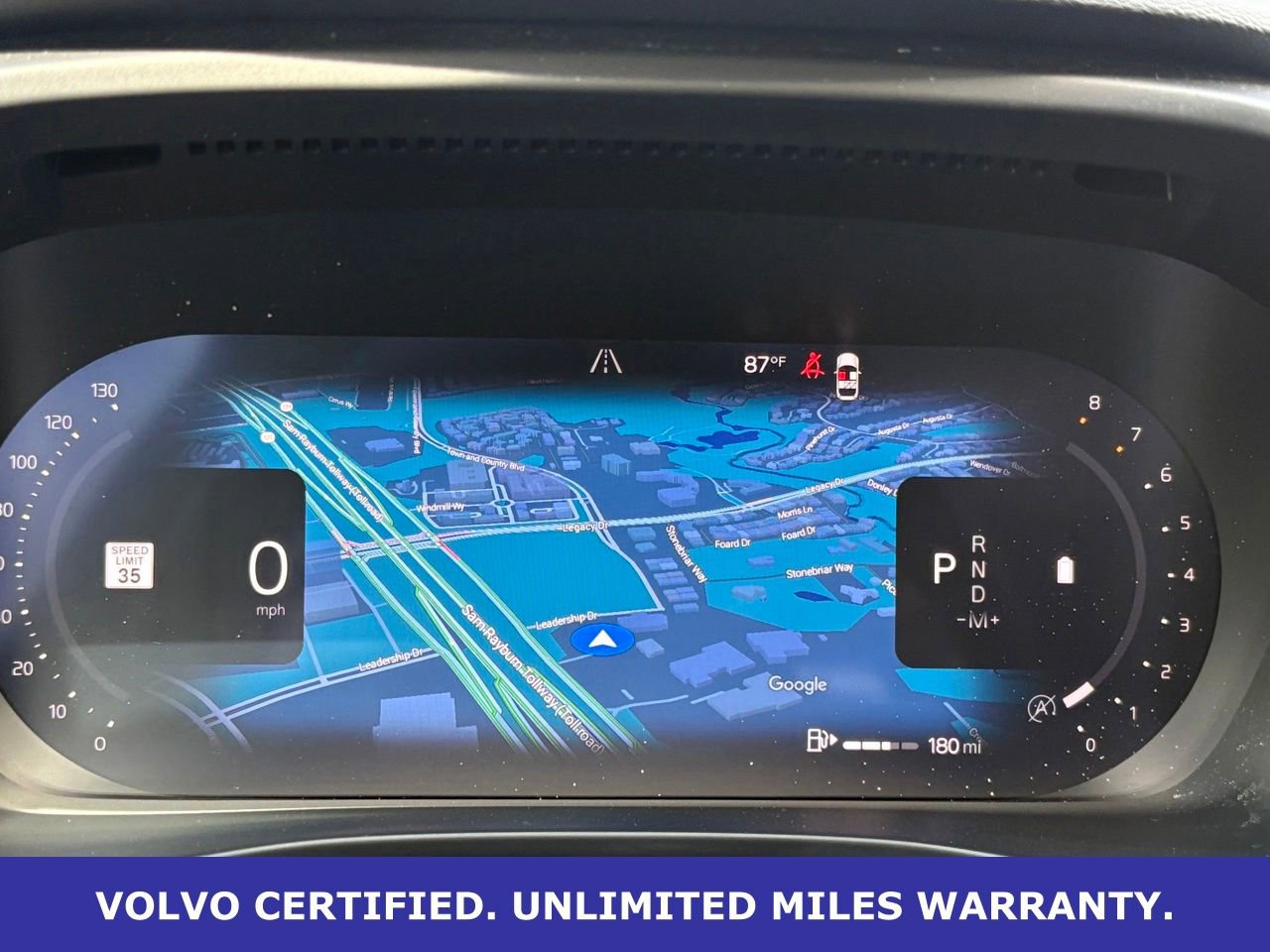 Certified 2025 Volvo XC40 B5 Plus AWD/4WD image 14