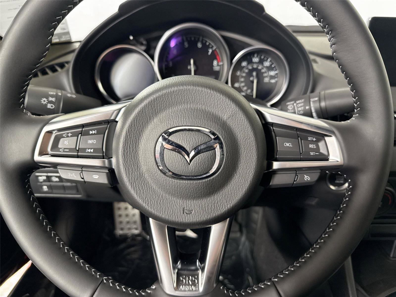 New 2026 MAZDA MX-5 Miata Club w/ Interior Package RWD image 18