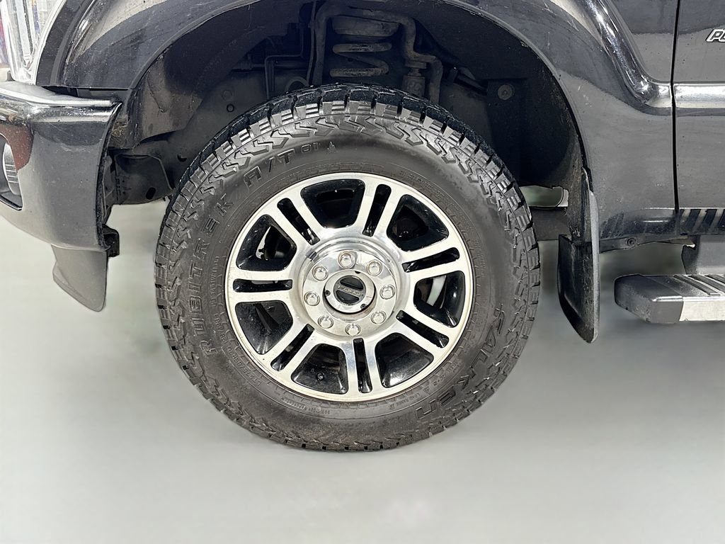 Used 2016 Ford F350 Platinum w/ Platinum Package AWD/4WD image 10