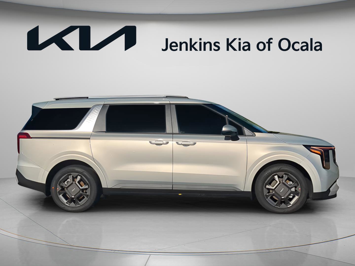 New 2026 Kia Carnival EX image 2