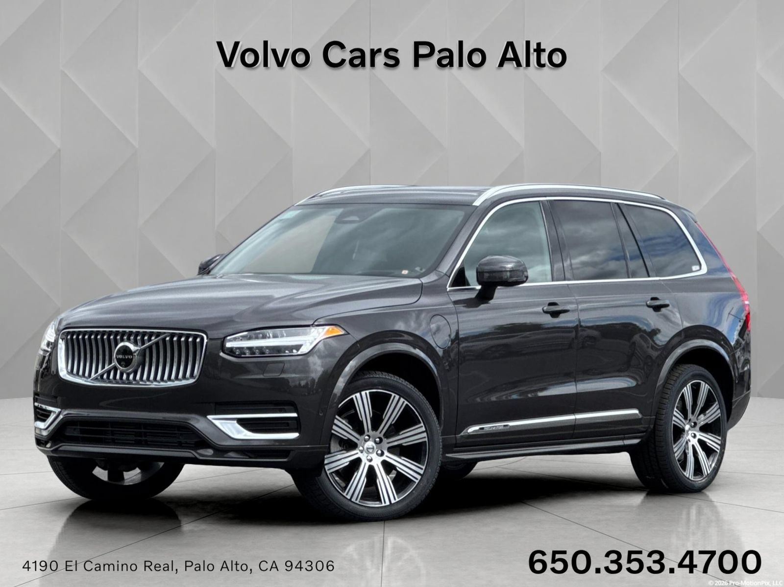 Certified 2024 Volvo XC90 T8 Ultimate AWD/4WD image 1