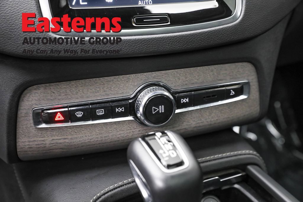 Used 2021 Volvo XC90 T6 Inscription image 19