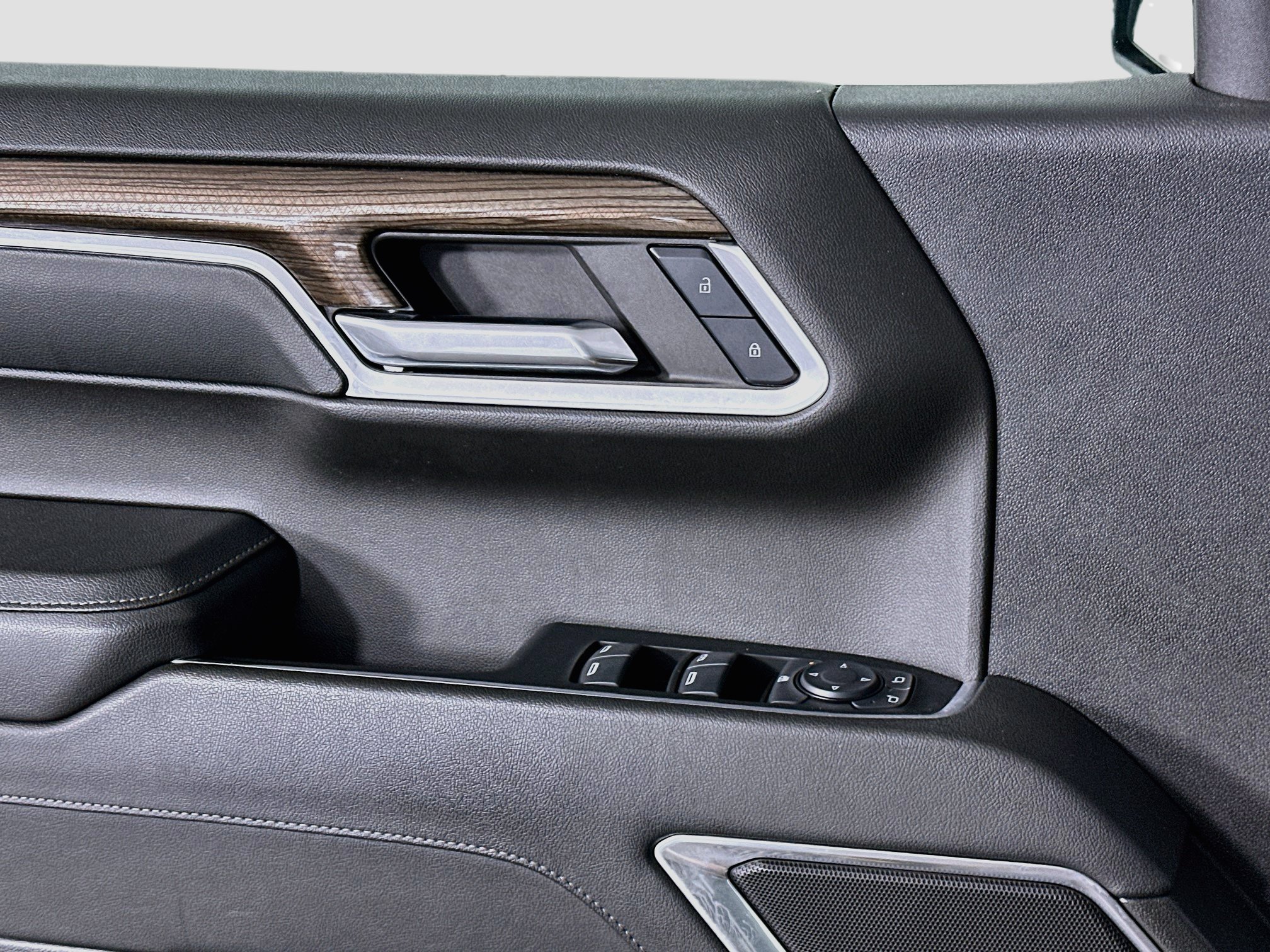 Used 2024 Chevrolet Silverado 1500 LT AWD/4WD image 15