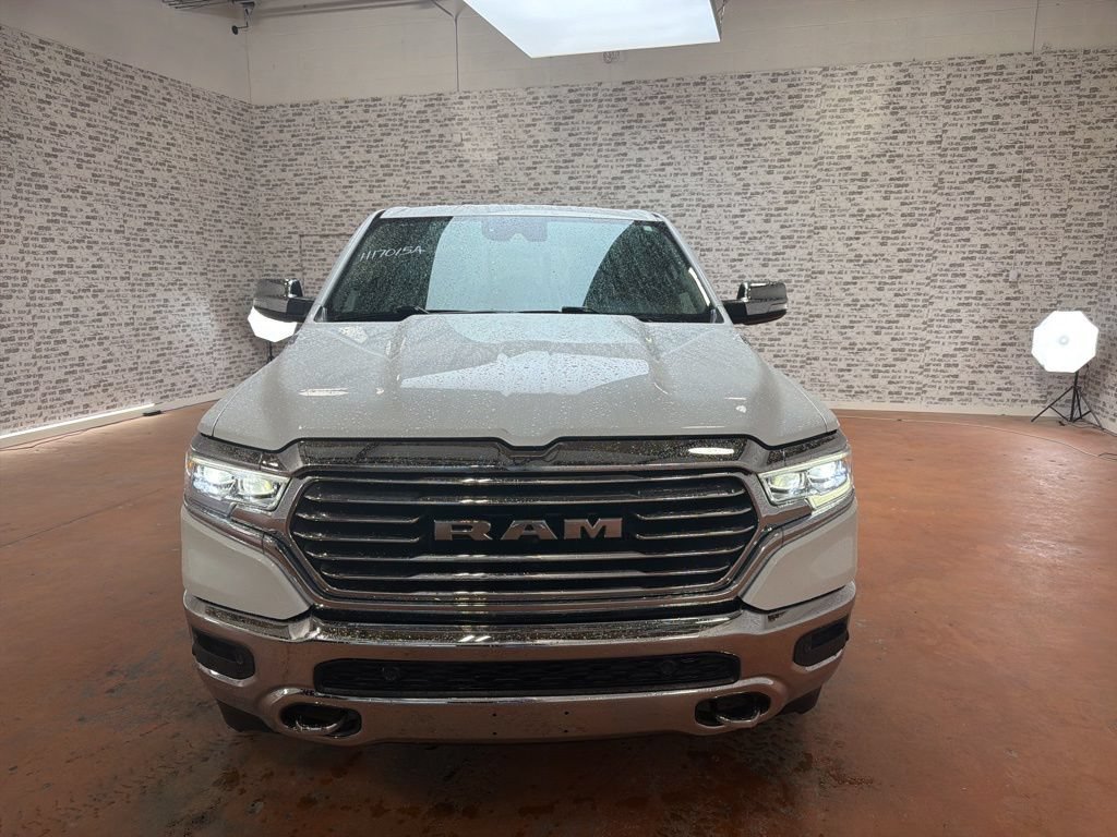 Used 2022 RAM 1500 Limited AWD/4WD image 2