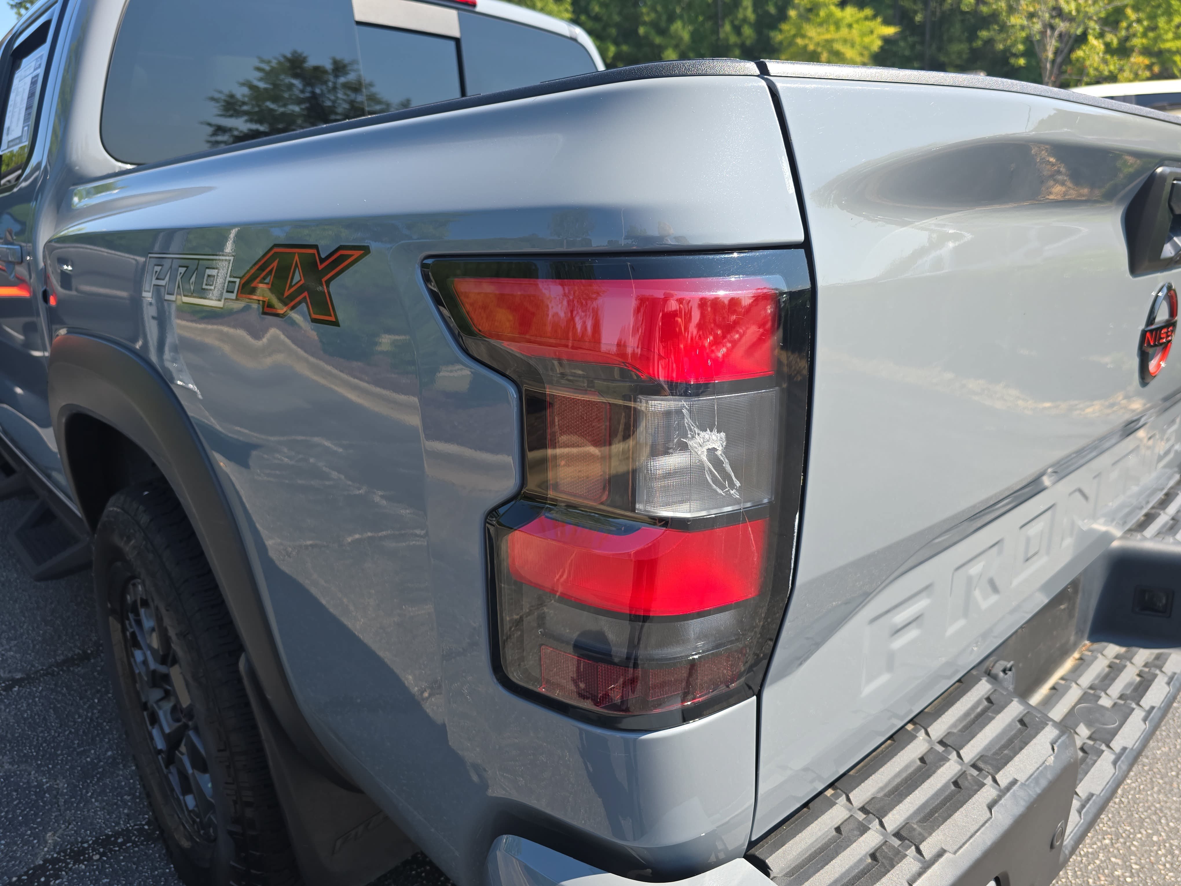 Used 2023 Nissan Frontier PRO-4X w/ Pro-4X Premium Package AWD/4WD image 35