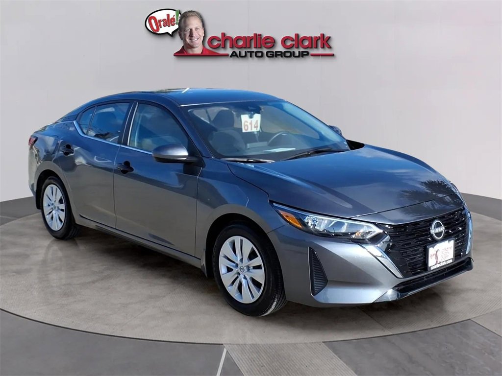 Used 2025 Nissan Sentra S image 7