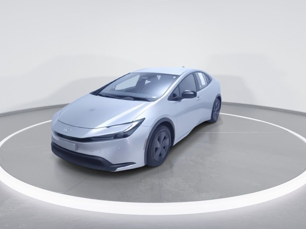 Used 2023 Toyota Prius LE FWD image 3