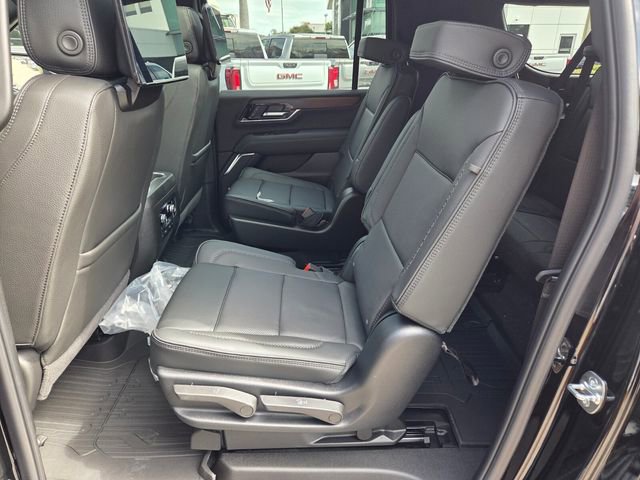 New 2026 GMC Yukon XL Denali w/ Denali Reserve Package AWD/4WD image 8