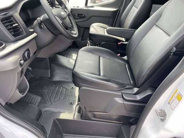 New 2026 Ford Transit 250 148 Medium Roof w/ Load Area Protection Package RWD image 14