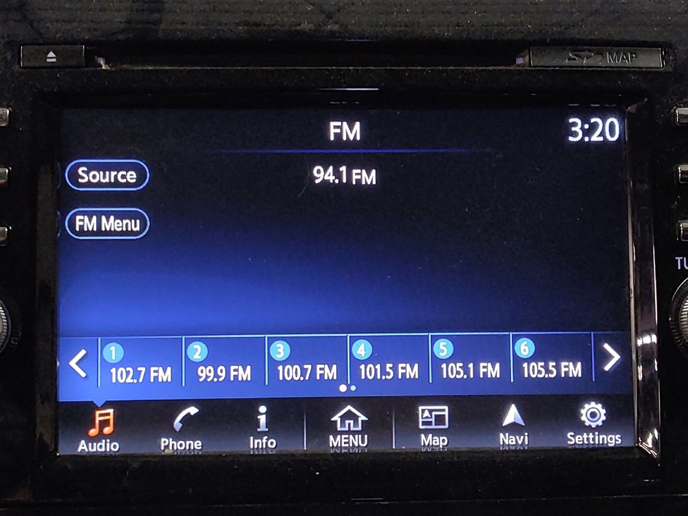 Used 2018 Nissan Murano SV image 25