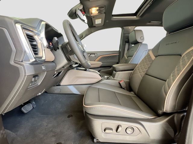 New 2026 GMC Canyon Denali image 15