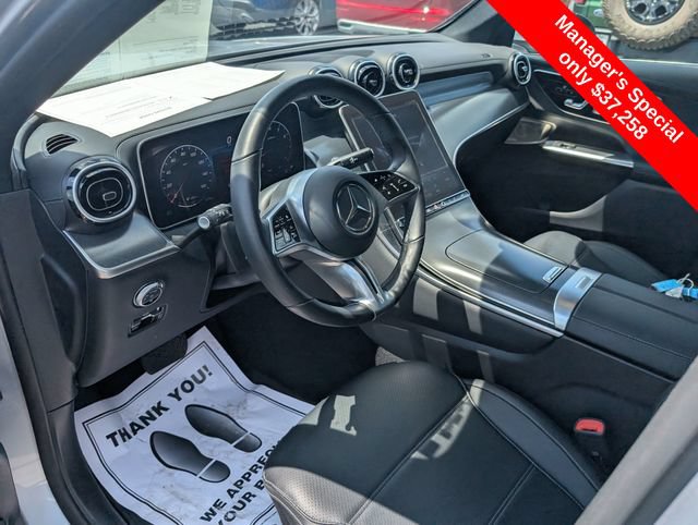 Used 2024 Mercedes-Benz GLC 300 4MATIC image 12