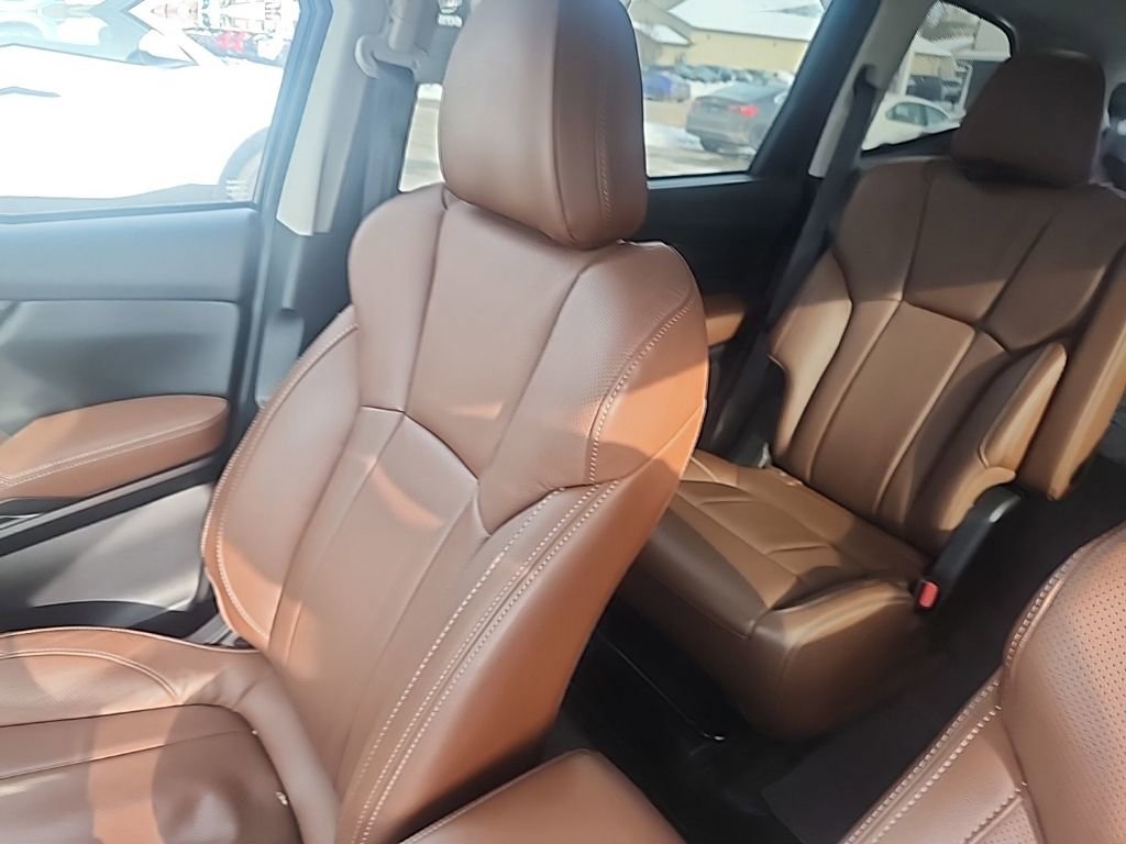 Used 2019 Subaru Ascent Touring w/ Popular Package #2A image 16