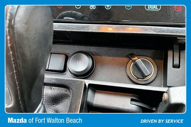 Used 2018 Ford Taurus Limited FWD image 26