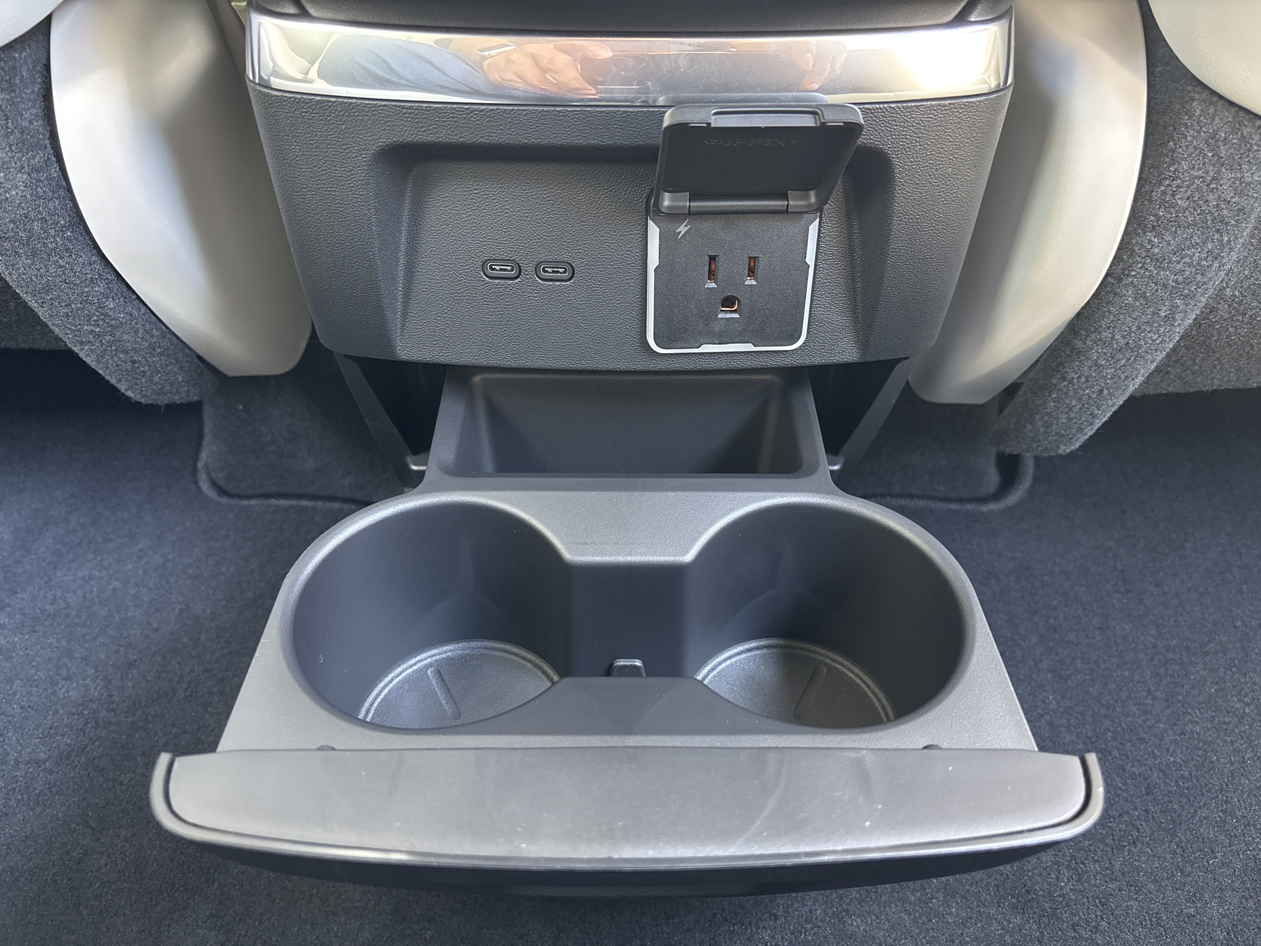 New 2026 Cadillac Vistiq Sport image 34