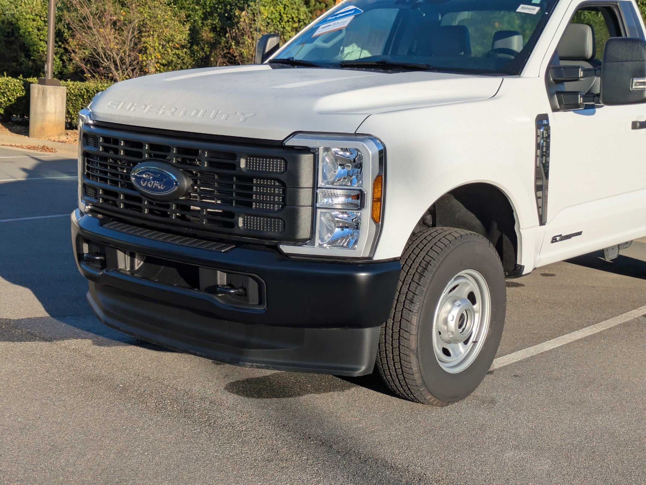 Certified 2025 Ford F250 XLT w/ F-250 >10K GVWR Package image 10