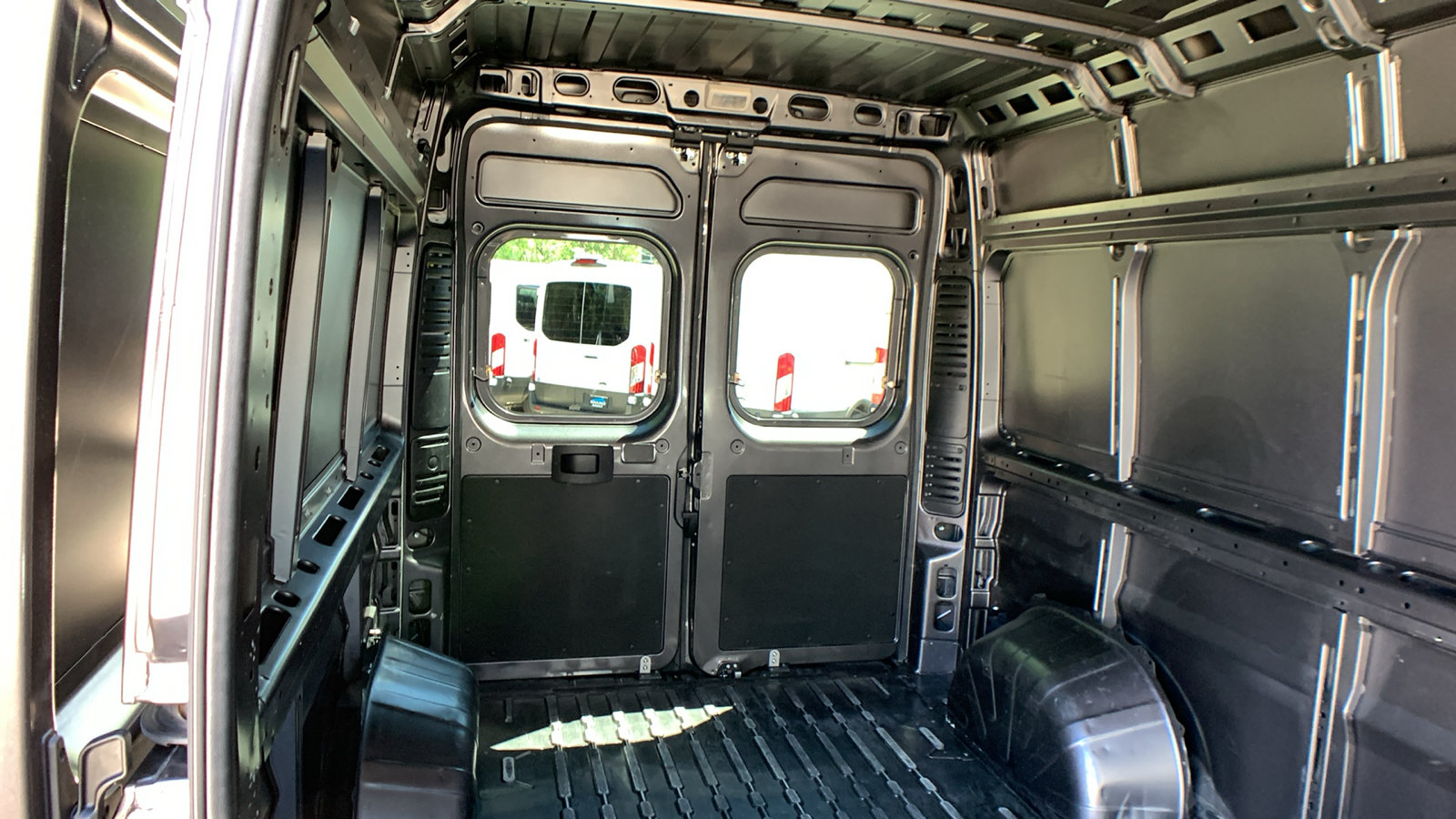 Used 2026 RAM ProMaster 2500 FWD image 24