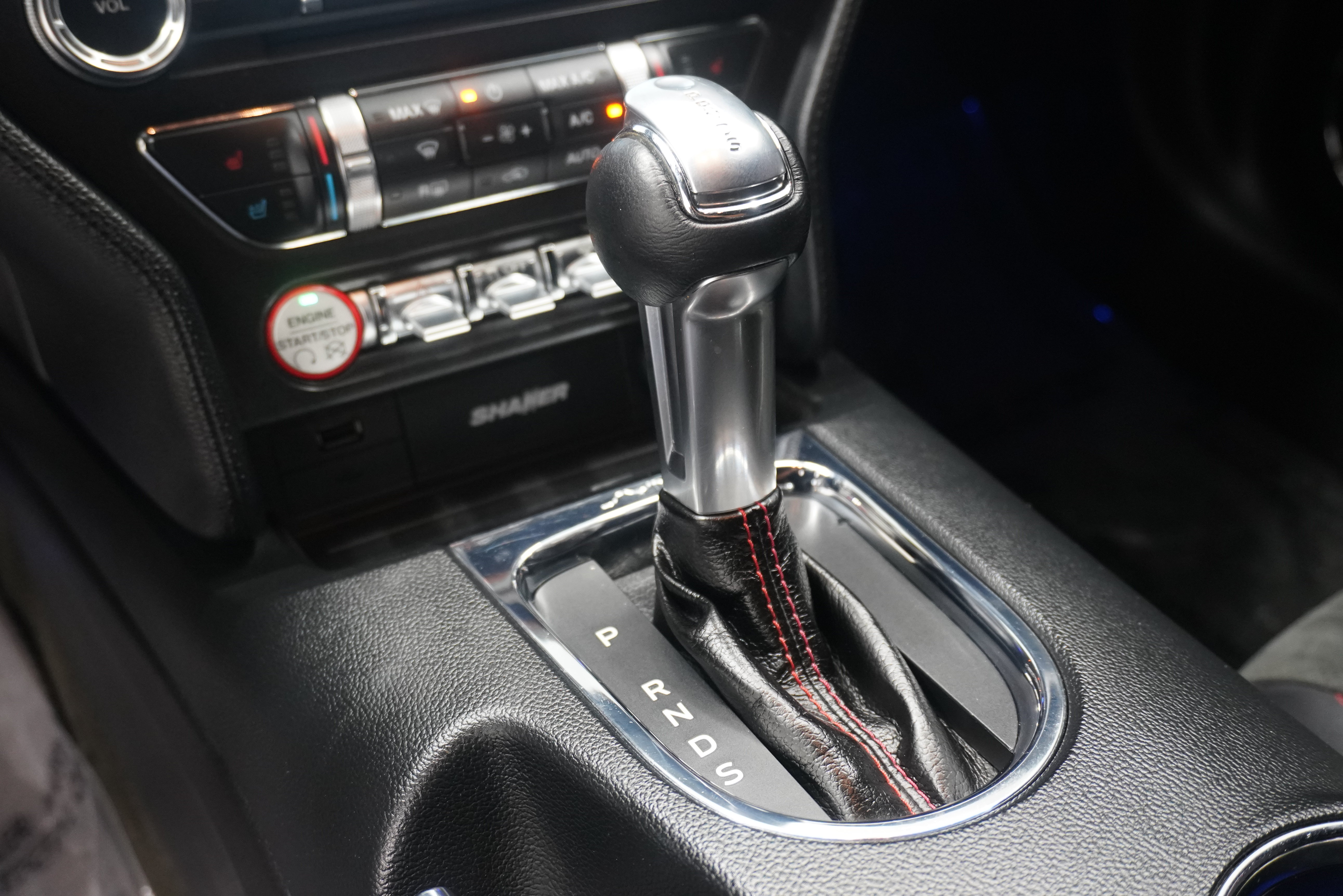 Used 2017 Ford Mustang GT Premium w/ Equipment Group 401A RWD image 22