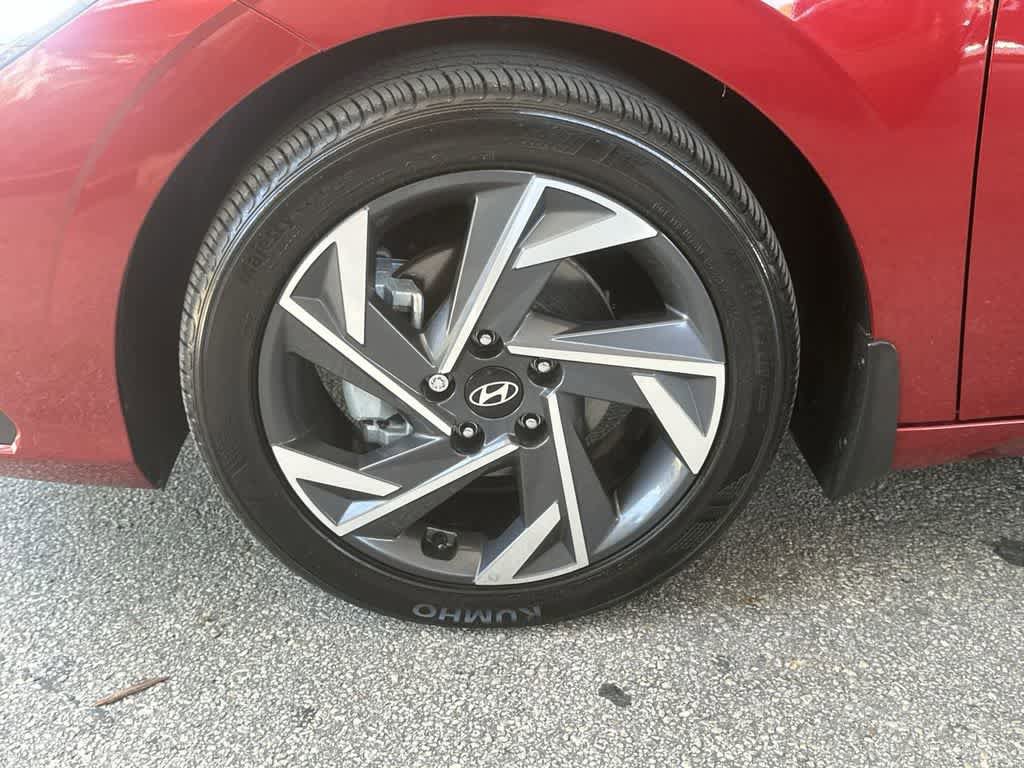 Used 2025 Hyundai Elantra Sport FWD image 10