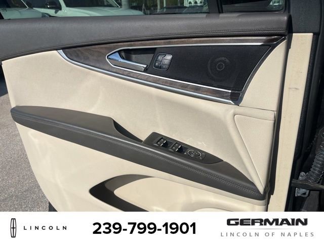 Used 2017 Lincoln MKX Select w/ Select Plus Package image 19