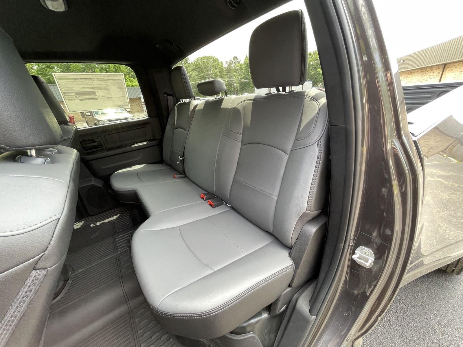 New 2026 RAM 3500 Tradesman AWD/4WD image 40