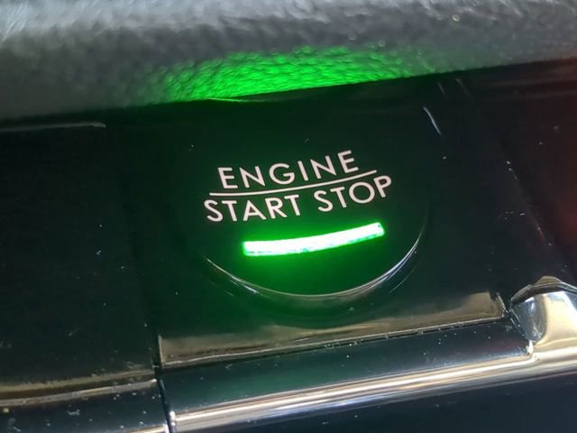 Used 2023 Lincoln Corsair Reserve image 34