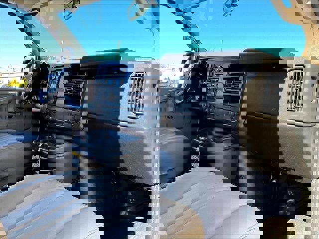New 2026 Chevrolet Express 2500 image 9