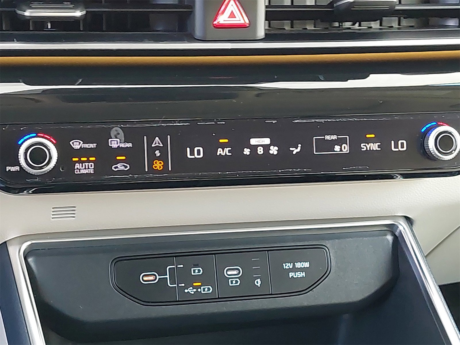 Certified 2025 Kia Carnival SX Prestige image 31