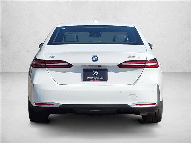 New 2027 BMW i5 M60 RWD image 8