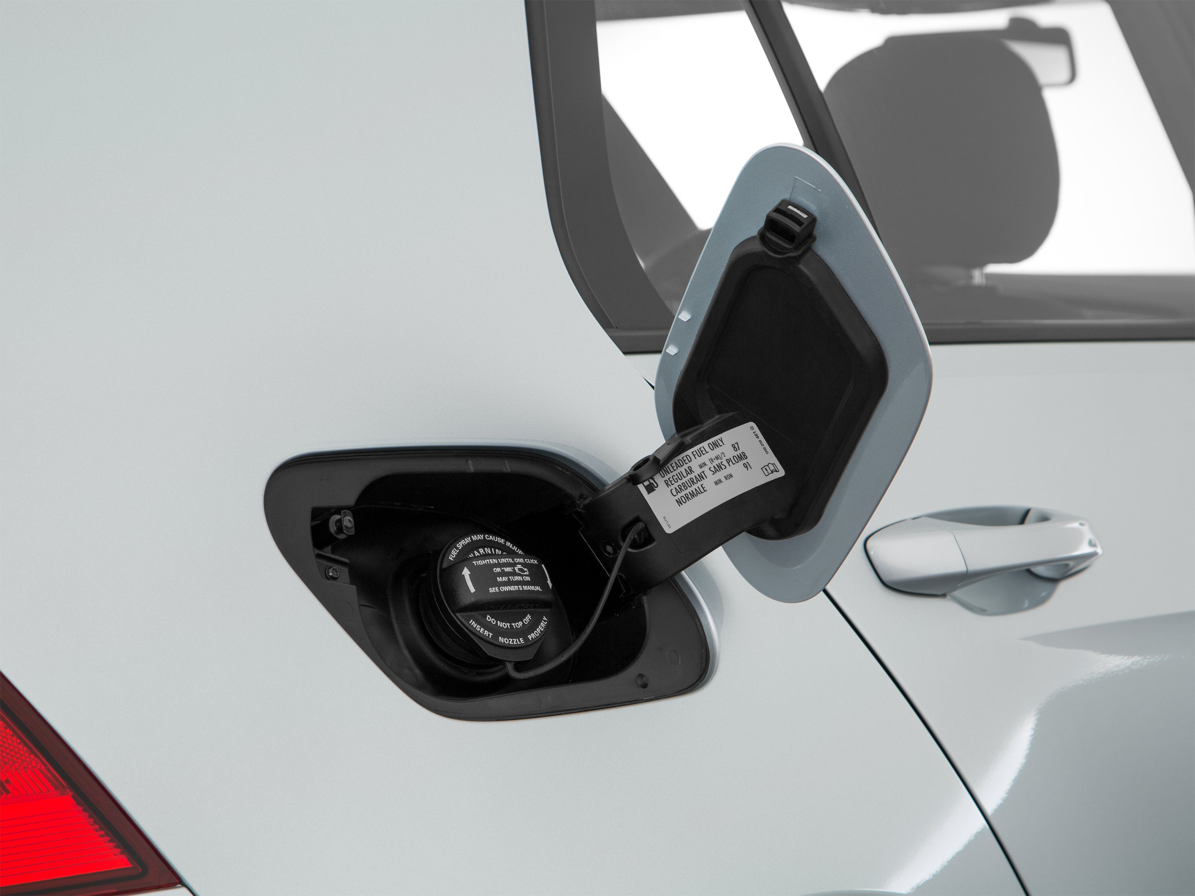 Used 2017 Volkswagen Golf 4-Door FWD image 46