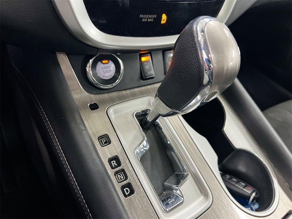 Used 2017 Nissan Murano SV w/ Premium Plus Package image 17