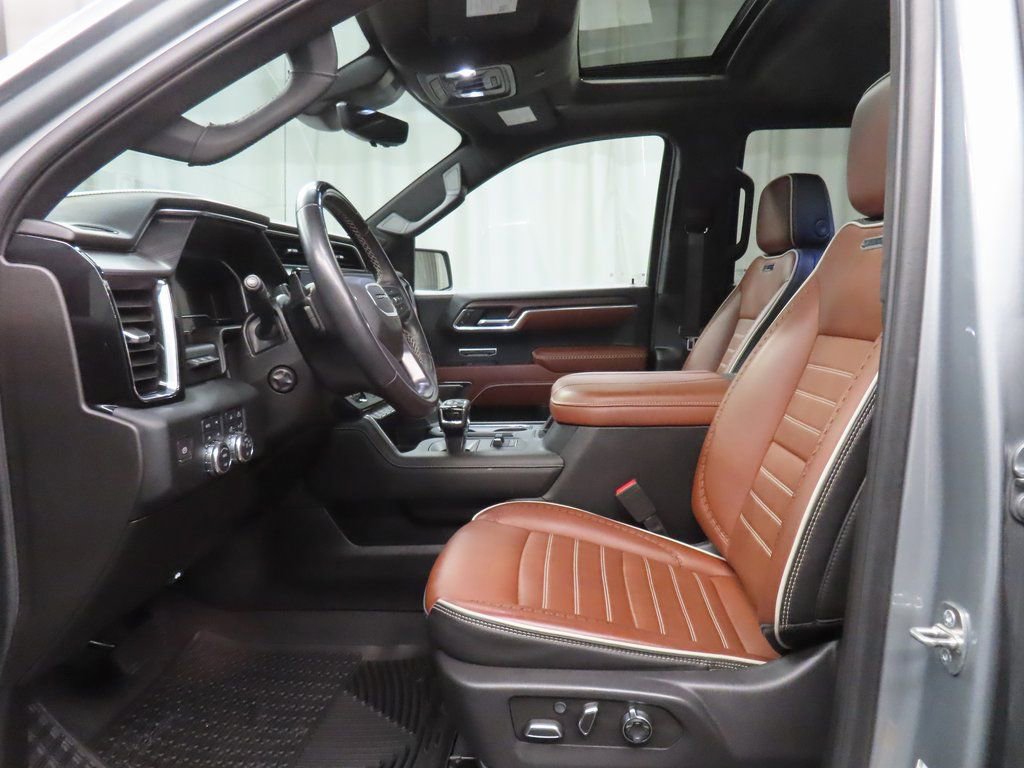 Used 2023 GMC Sierra 1500 Denali Ultimate image 9