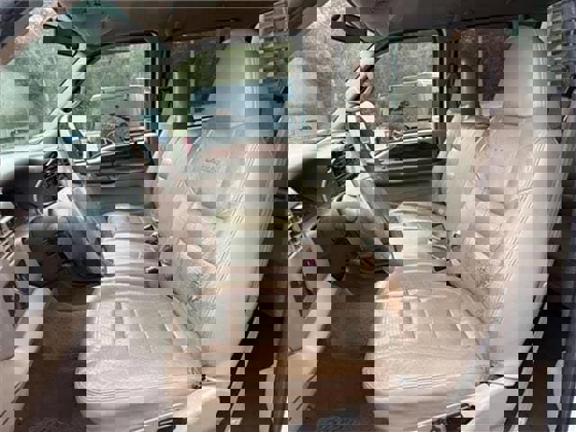 Used 2001 Ford F550 2WD Crew Cab Super Duty image 24