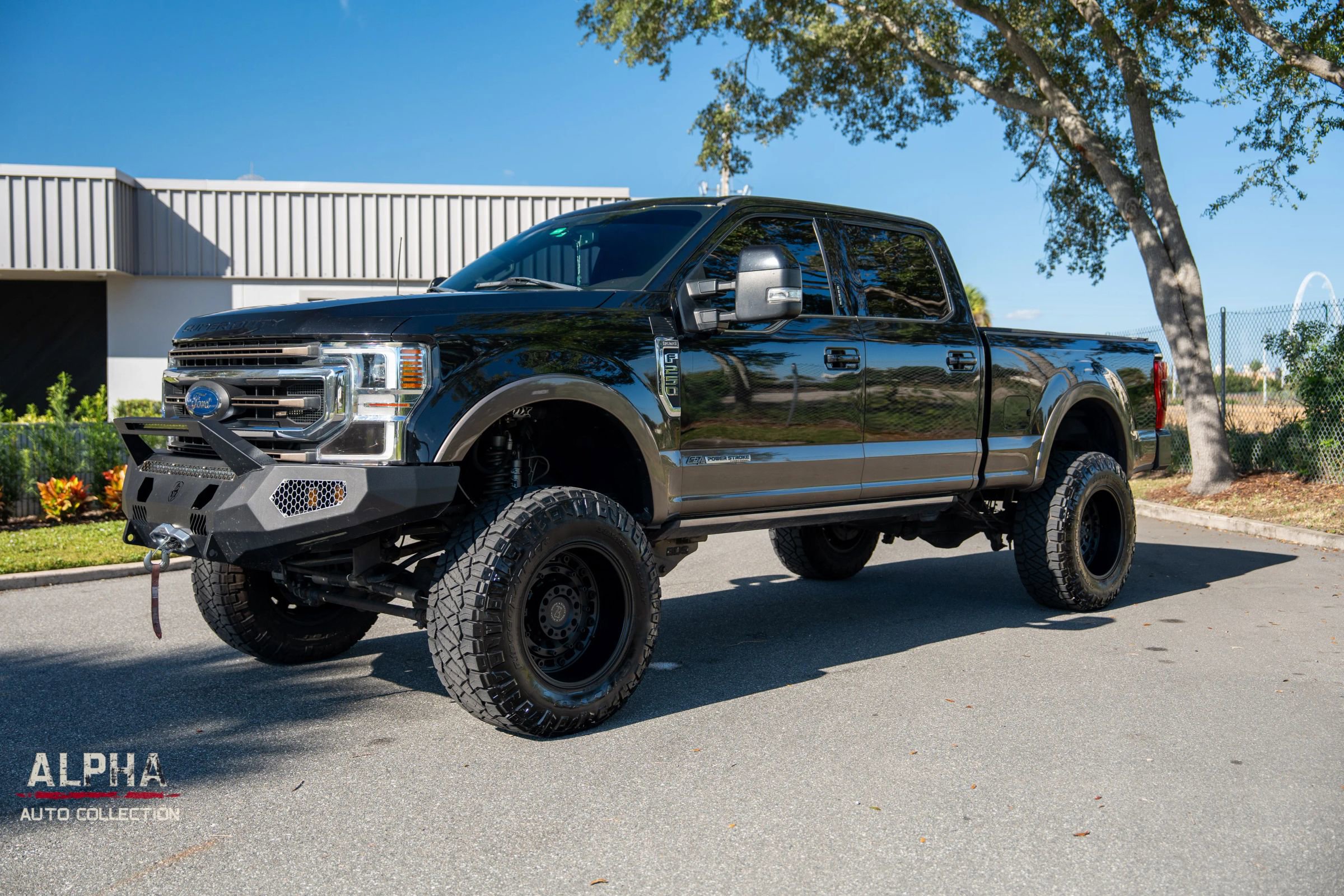 Used 2021 Ford F250 King Ranch w/ King Ranch Ultimate Package image 2