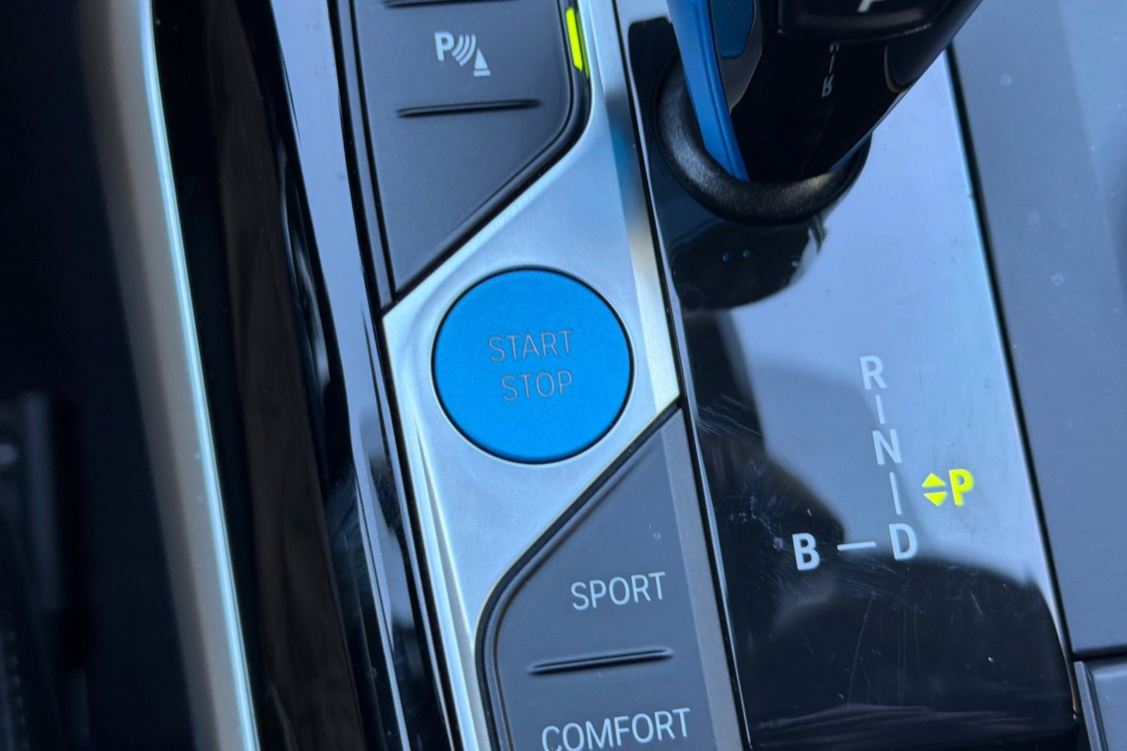 Used 2023 BMW i4 eDrive35 w/ Premium Package image 27