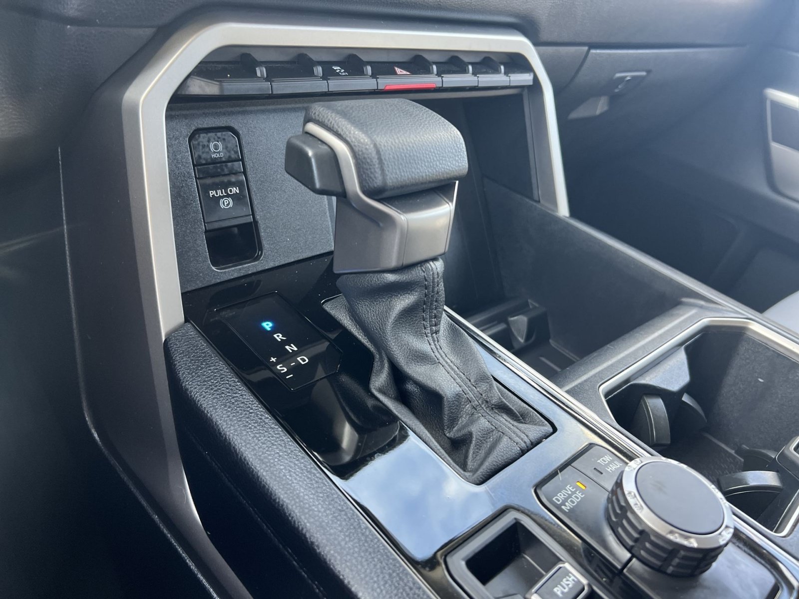Used 2023 Toyota Tundra SR5 w/ SR5 Convenience Package AWD/4WD image 20