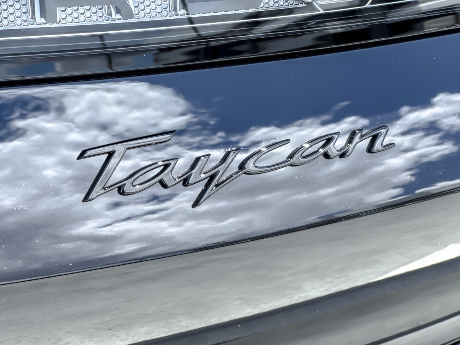 New 2026 Porsche Taycan RWD image 26