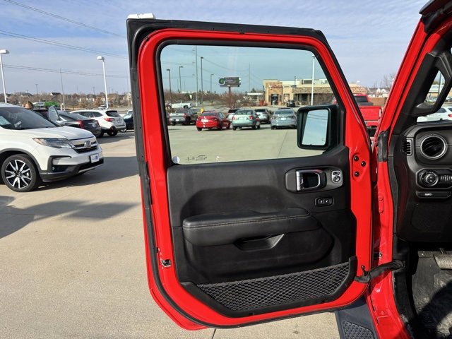 Used 2020 Jeep Gladiator Overland image 10