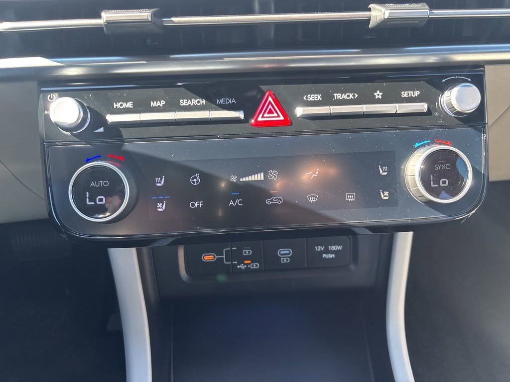 Certified 2025 Hyundai Tucson Limited image 26