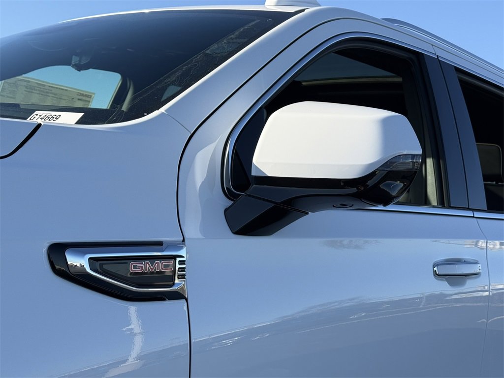 New 2026 GMC Yukon XL Elevation image 12