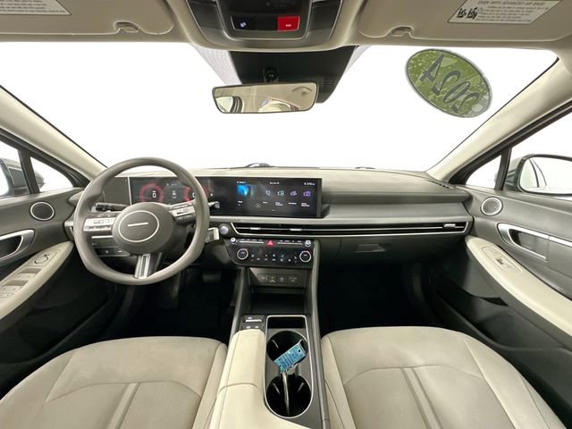 Used 2024 Hyundai Sonata SEL image 3