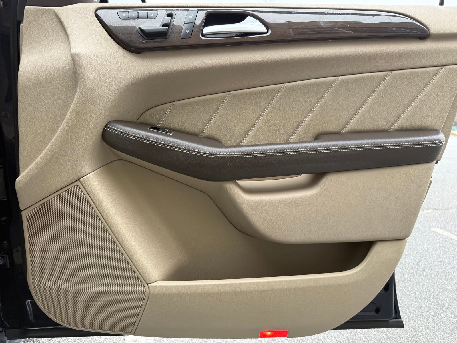 Used 2016 Mercedes-Benz GL 450 4MATIC image 43