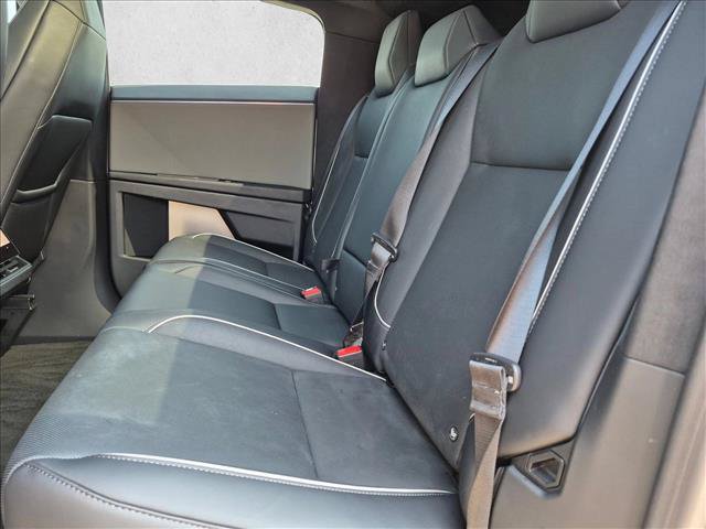 Used 2025 Tesla Cybertruck Cyberbeast AWD/4WD image 19