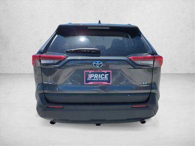 Certified 2021 Toyota RAV4 LE AWD/4WD image 7