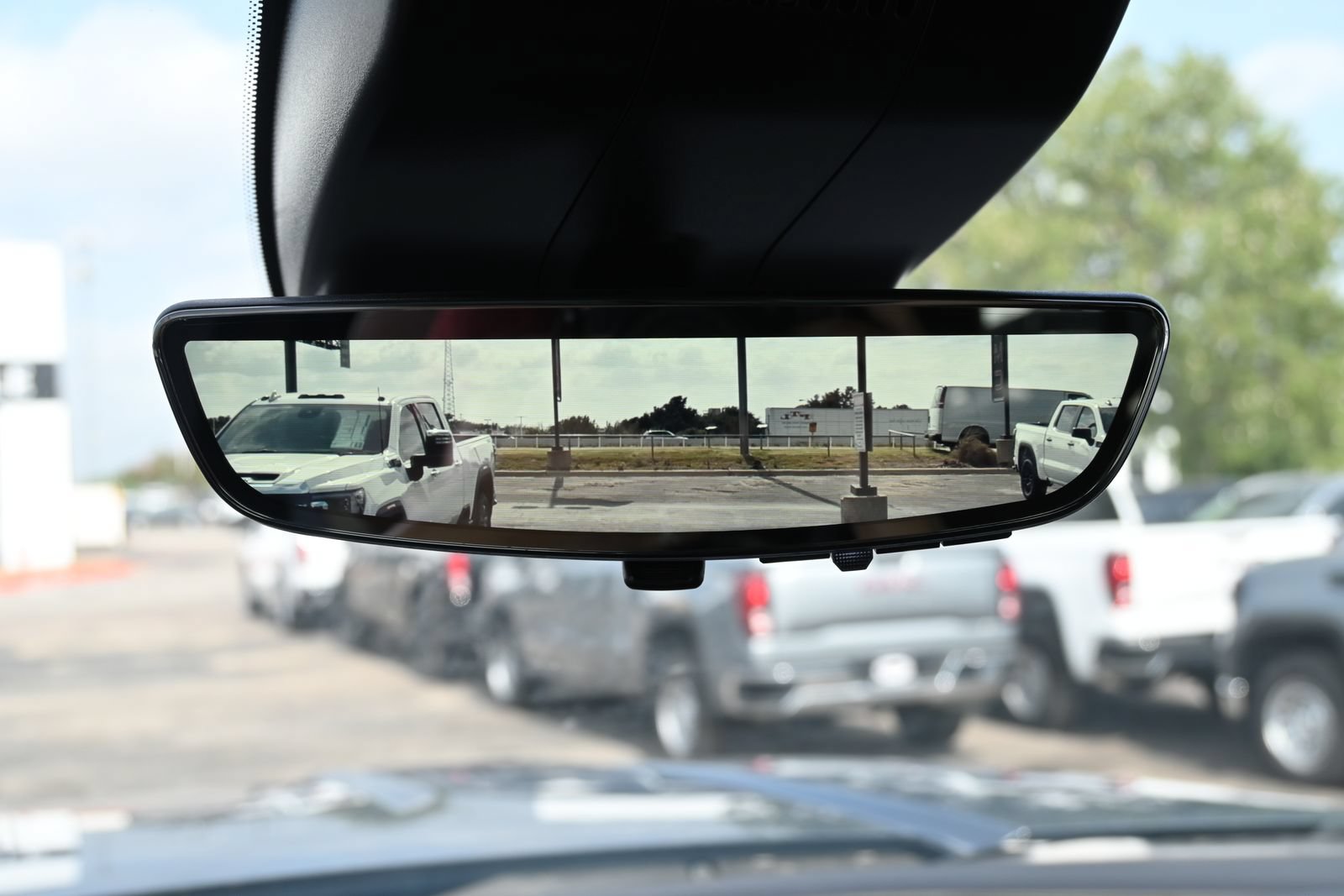 New 2026 GMC Sierra 3500 Denali Ultimate AWD/4WD image 16
