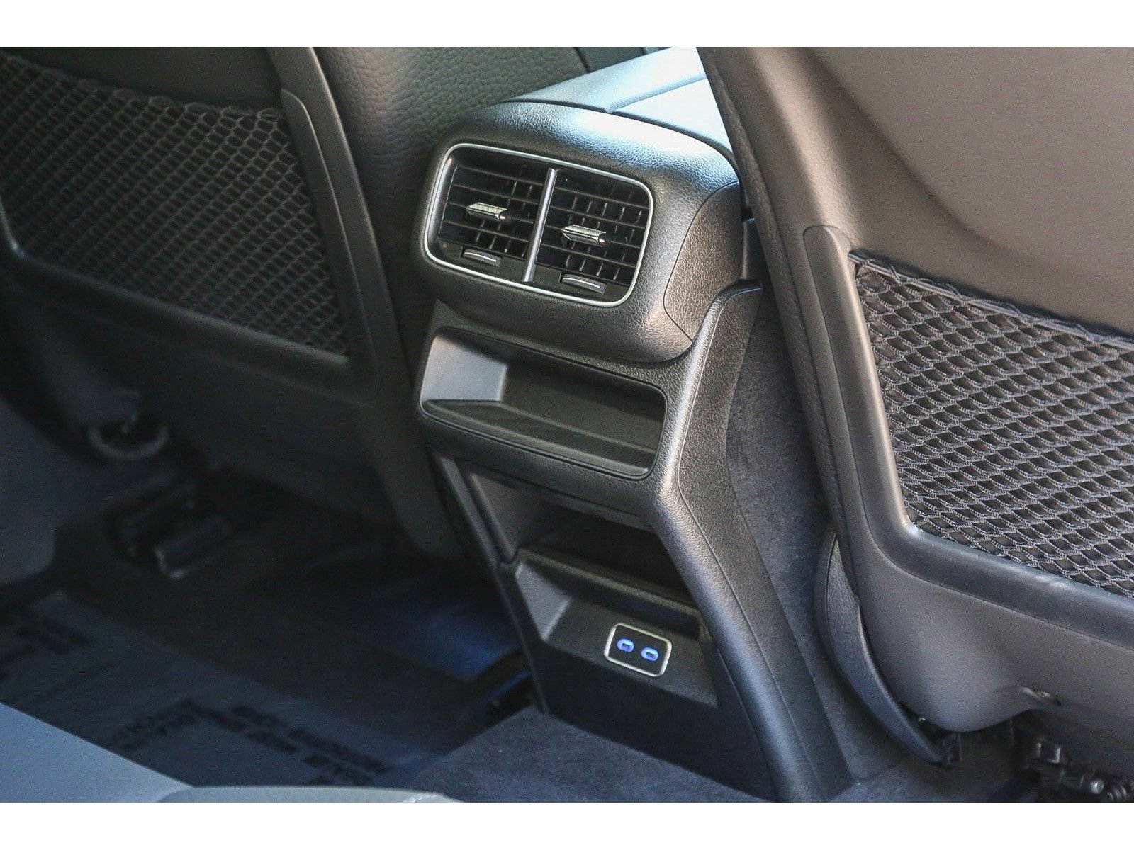 Used 2025 Mercedes-Benz GLE 580 4MATIC image 26